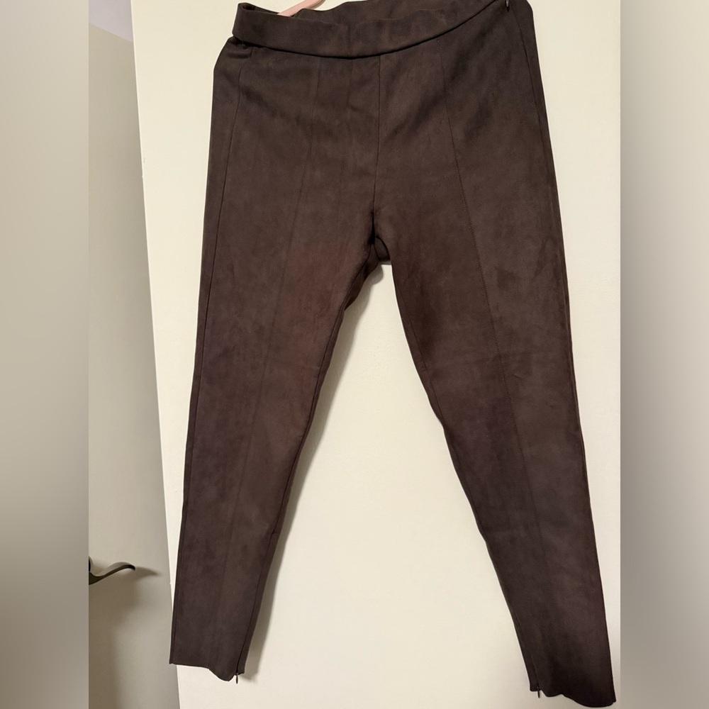 Tahari leggings